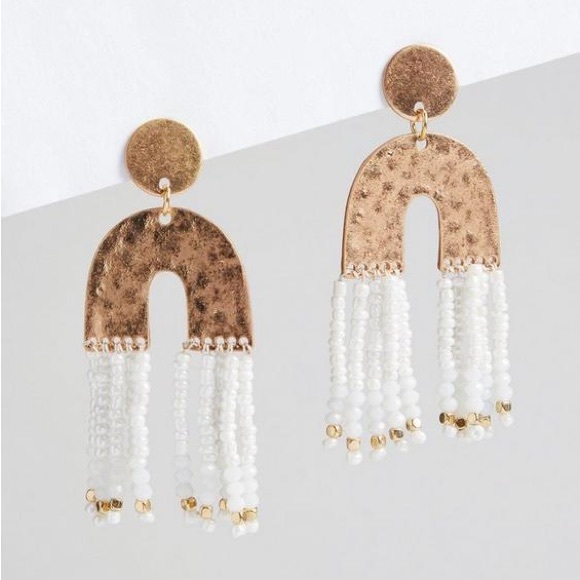 NEW Torrid Gold Beaded Arch Statement EarringS - Picture 5 of 5